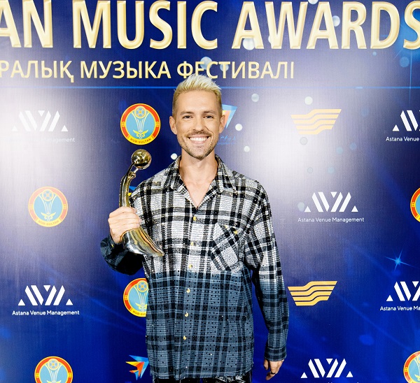 Маркусу Риве вручили награду в Казахстане